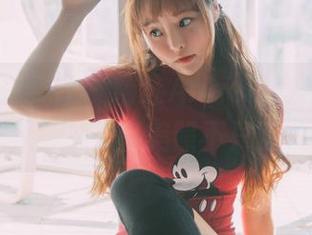 BoLoli菠萝社 – 精选AngelaLee李玲秘技：办公室美照不只工作