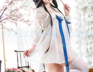 Natsuko夏夏子的写真集来到啦，最新系列里的温柔暗示