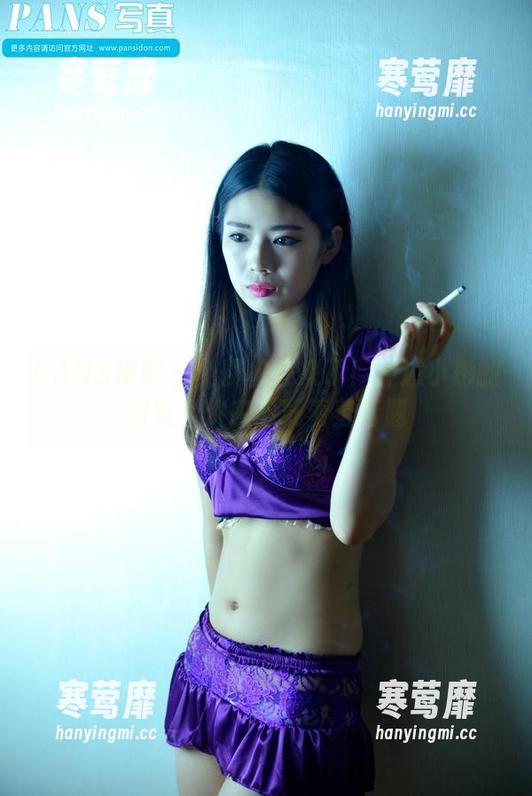 PANS摄影 - 免费机会来了！冲进小彤的浴室，快来下载羞羞话题