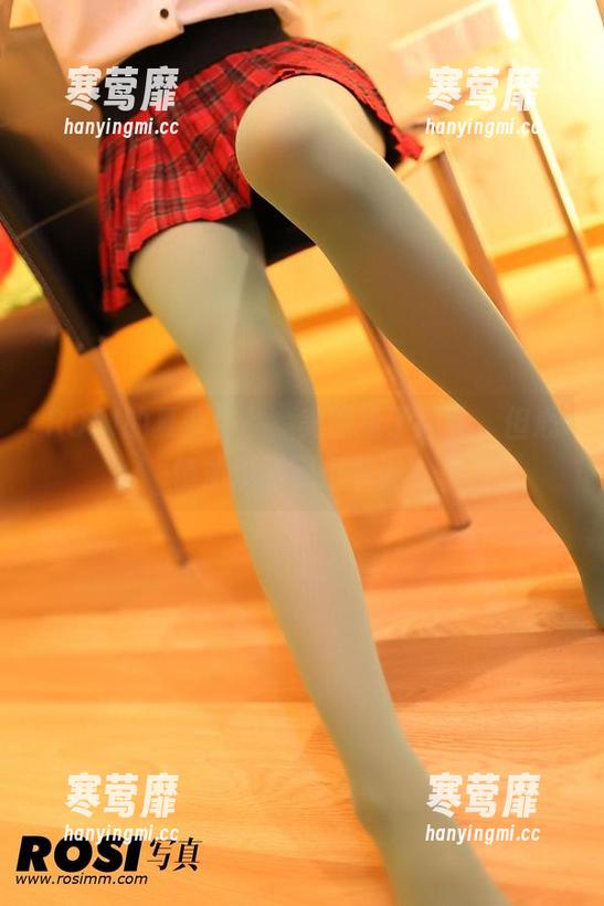 ROSI写真 ROSI的夏季作品,美图抢了风头,但心情却没能跟上节奏?