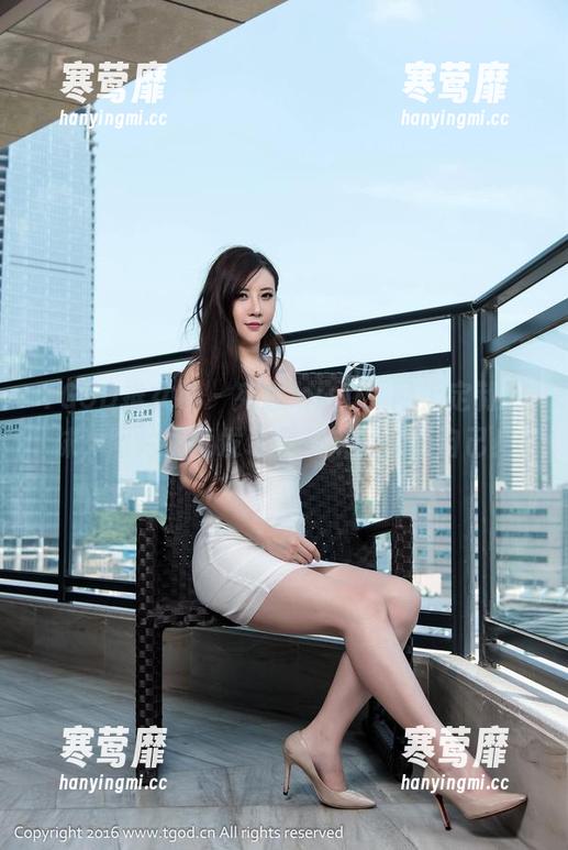 TGOD推女神 - 宛恩miyu：网上定制网袜，图片里能发现你从未见过的自己！