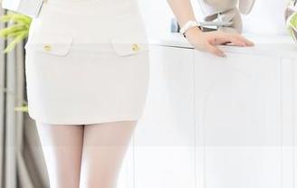 Xiuren秀人网 – Candy糖糖的海边套图：一波不易察觉的诱惑，来吧，别害羞。