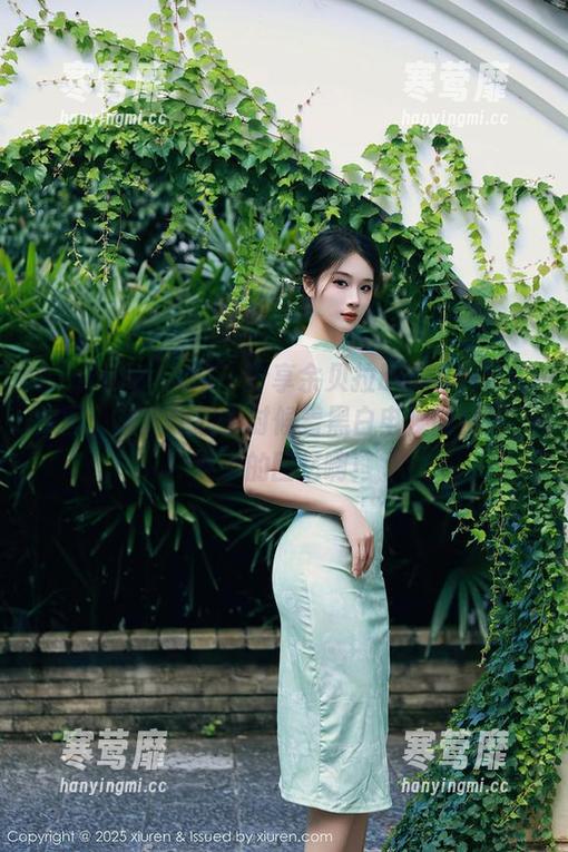Xiuren秀人网-余贝拉bella Xiuren秀人网 - 分享余贝拉bella的黑白美图,让人想起小时候看黑白电视的日子,满满的回忆啊!