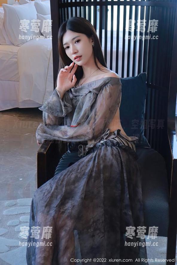 Xiuren秀人网 - 遇见夏旖诺，空姐写真下载选你的最爱！胆量冲一波！