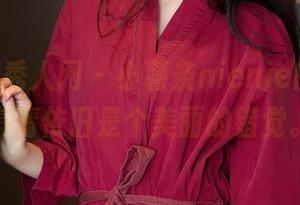 Xiuren秀人网 – 小薯条nienie的和服，高清依旧是个美丽的错觉。