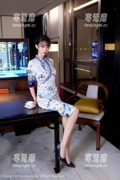 Xiuren秀人网-小逗逗 Xiuren秀人网 - 黑白情怀的小逗逗,精选图片好似在慢慢诉说故事。