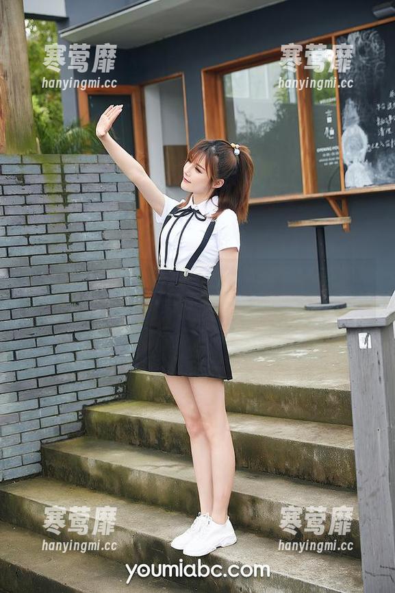 YouMi尤蜜荟 - 龙女宝宝的写真，这届猫系女孩的饲养法则太可爱了吧！