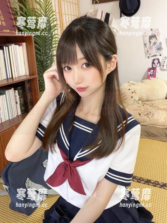 新抓到一份nagesa魔物喵的图包，“女孩”系列竟有些小挑逗，哈哈，真是迷人！