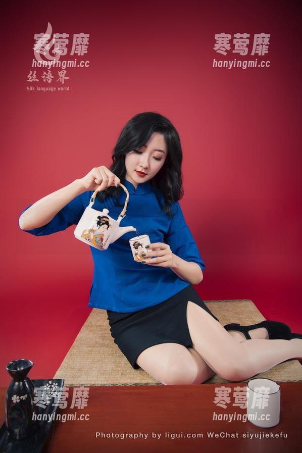 丽柜 - 允儿图册：少女们的妆容都在这里开派对！