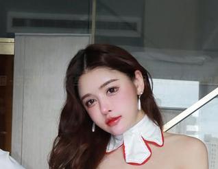 微密圈 – 于芷晴与蕾丝：当设计遇上图片，配方就得是个比心的看呗！