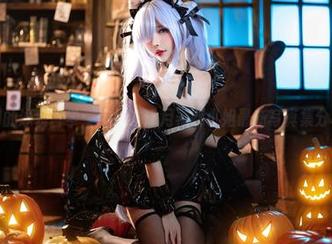 仙女月的泳装哲学：你见过泽月希娜小姐最新写真集分享吗？