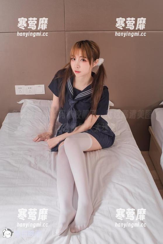 兔玩映画别说玛修校服了，就这高清美图都会让我停留！太迷了！