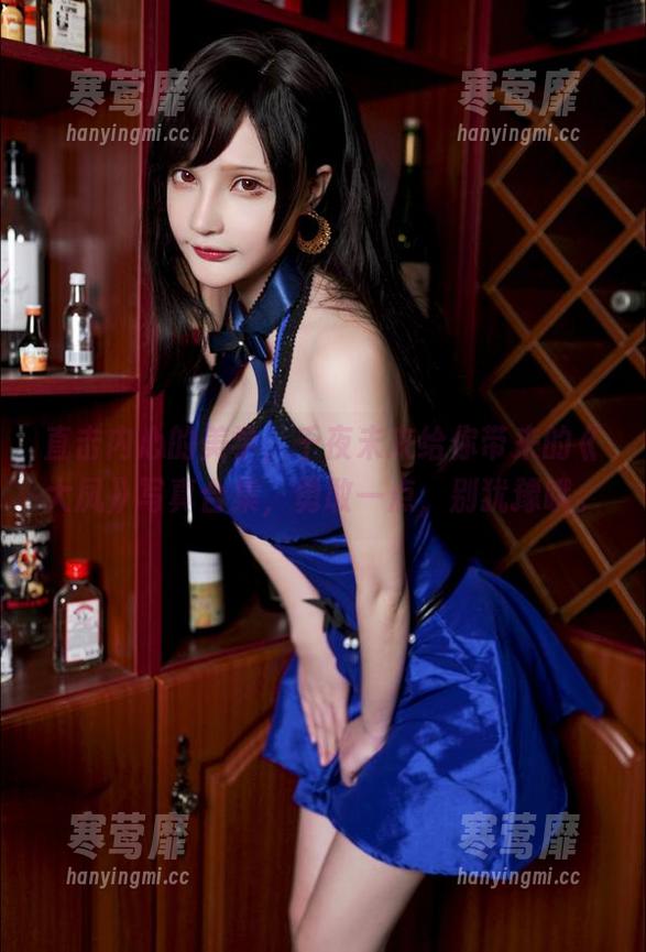 直击内心的美学，千夜未来给你带来的《大凤》写真合集，勇敢一点，别犹豫哦。