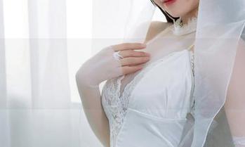 发现半半子的女友：虽只是一张原图，但下载后会长记性！