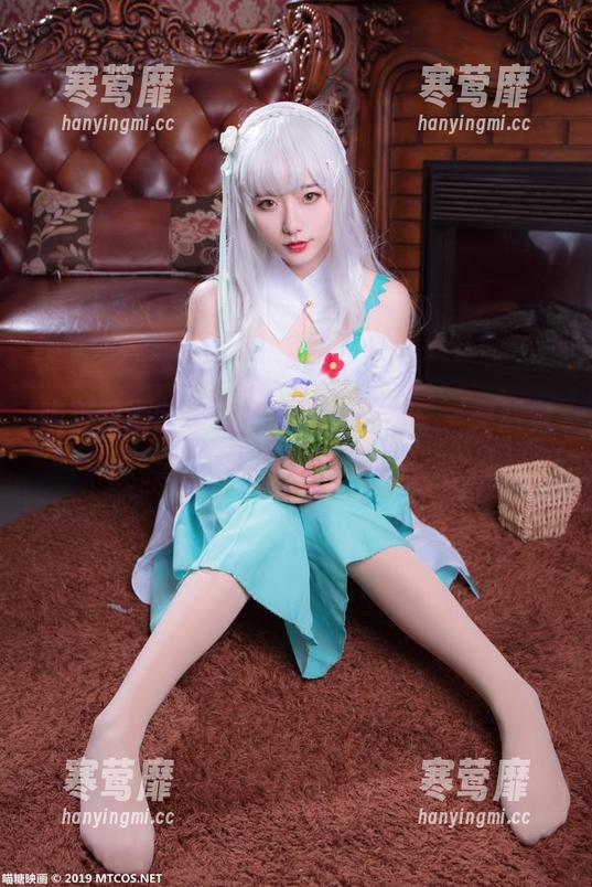 喵糖映画制服少女的照片合集——突然觉得青春真复杂！