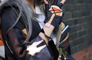 来看妖君白研以及她的可爱屿鹿，缠绵又欢脱的套图骑士！