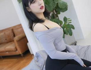 别问，宋哈娜的微型比基尼会让你沉迷的，精选美图来一发！