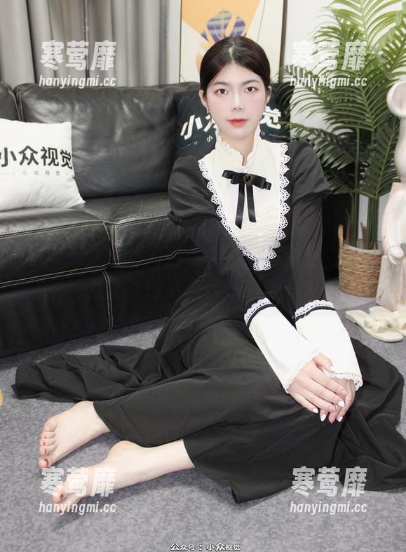 小众视觉 - 这白丝合集真带感，珂老师就是喜欢放飞自我，没圣光！