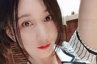 微密圈 – 看小玉吃果冻化身天使，这套图直击心灵，资源好到让你忘记买包的冲动！