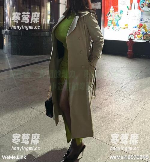 微密圈 - 原图的魅力，更新换了装，像是小芯酱的奇遇记