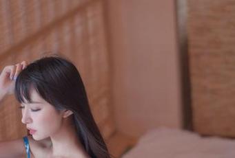 小鹿鹿shika睡衣写真集又来了，欲望与睡眠的奇妙结合？