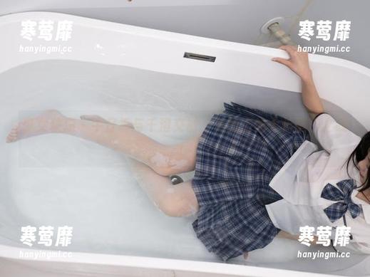 少女秩序 - 牛仔裤与千澄交融，美图上的大长腿已上线！