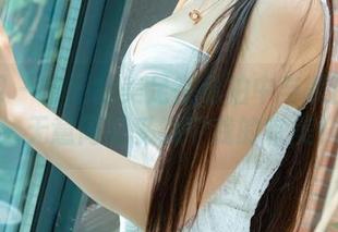 尤果网 – 若涵的美足在私拍中与美图交汇，无意间妥妥戳中我的审美！