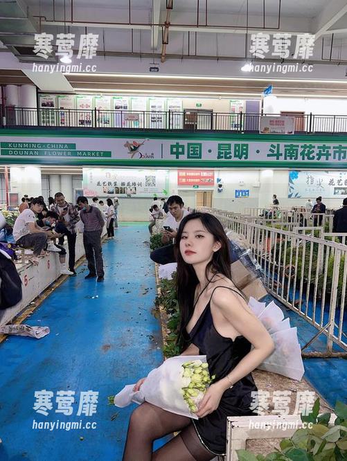 微密圈 - 短裙是就是阿朱啊的一种“态度”——看图集，找到你爱的那一截！资源等你来撩！