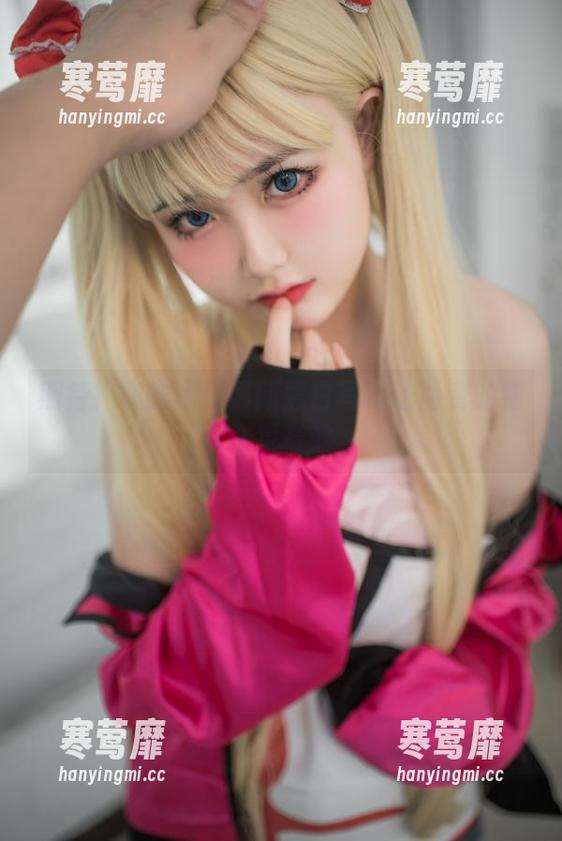 期待？您的蛋蛋最新黑白写真让两者的结合更奇妙