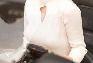 推女神 – 施忆佳Kitty酱的写真：轻轻松松把女神拎到你眼前，图包等你来翻哦