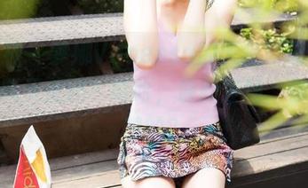推女神 – 梦娜Vanessa的天使版图包，这能叫天使吗？哈哈，最新登场，你怎么想的？