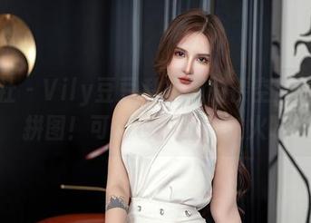 星颜社 – Vily豆豆私拍里的镂空原图堪比拼图！可是也不能太过火呀