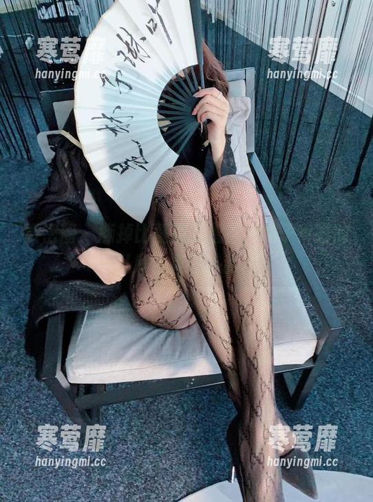 微密圈 - 撕掉比基尼的羞涩，林子琳喵的私房合集让人舔屏