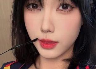 微密圈 – 暴走的奶牛梦，琳铛铛给你带来新套图，别等了快下载！