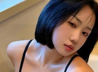 微密圈 – 瑜瑾u的白色蕾丝和我，乍一看是美图，仔细想想可能是冷气？