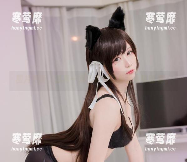 图片更新，总有一双白神泱的美足是你的菜。