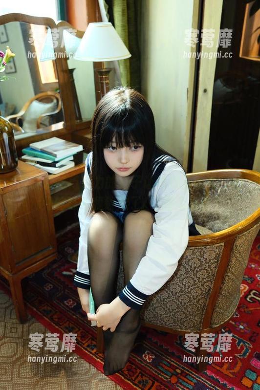 白莉爱吃巧克力的裙子让我捉摸不透，但她的味道我锁定了。(图库精选)