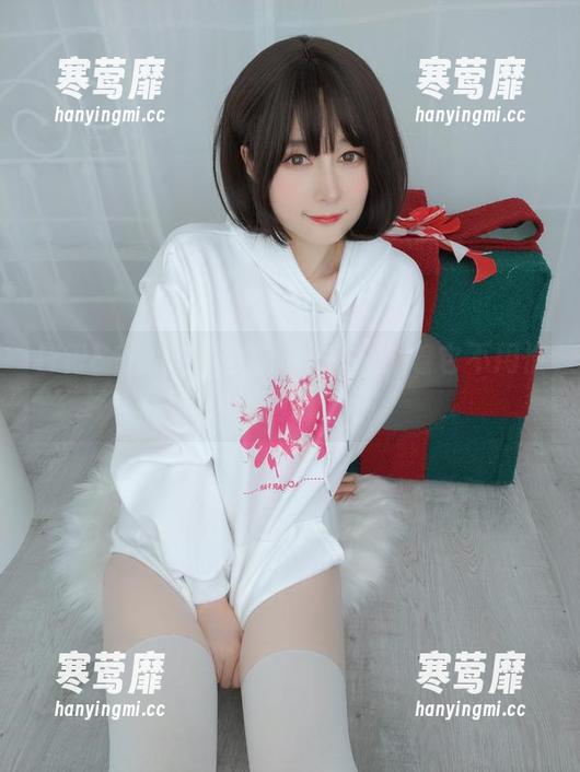 白银81的无圣光礼服图集，穿着它不用怕被闪瞎！