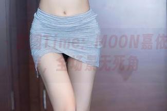 秀人网 – 套图Time：MOON嘉依的职业装，全场景无死角