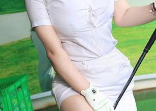 秀人网 – 才女厨娘summer宝宝，她的壁纸写真让你想天天下厨！