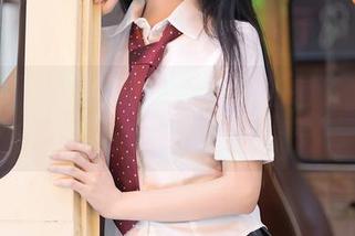 秀人网 – 果果Nikki的妹妹回来了，图包依旧无敌哦！