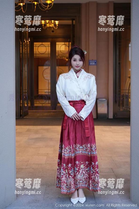 秀人网-王馨瑶yanni 秀人网 - 王馨瑶yanni少女写真:你以为这只是分享?不,是青春之旅!