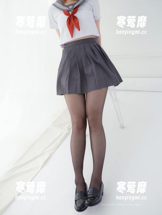 紧急企划-奶糖 紧急企划 - 奶糖最新写真,内衣的细节让人一不小心就多看了几遍。