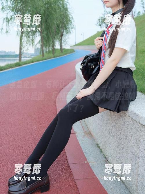 紧急企划 - 有种让人捉急的感觉，小婕和她的体操服，福利图集，我是不是该控制一下了？