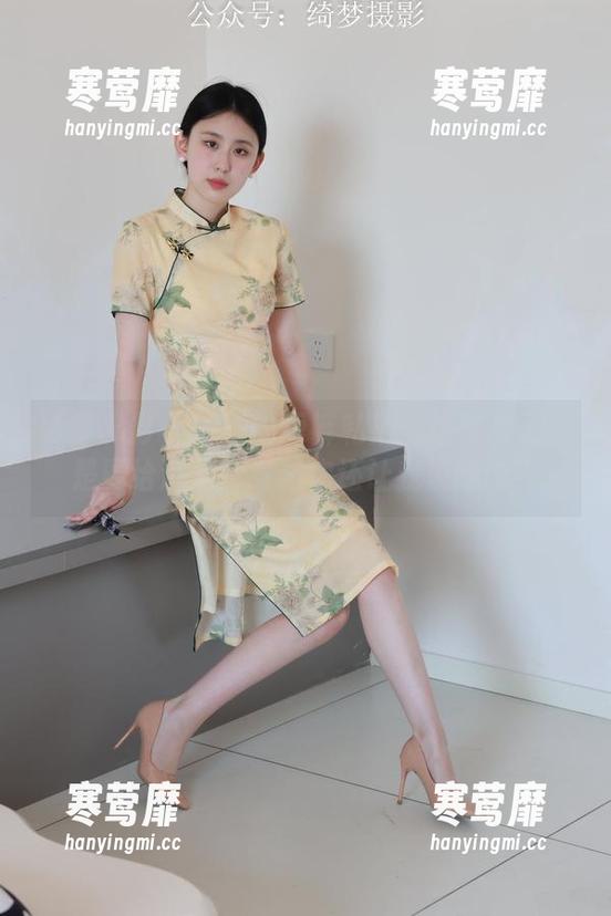绮梦摄影-子涵 绮梦摄影 - 子涵的短裤私拍:这款裤子真是要给满分,身材你还让我说啥嘛?