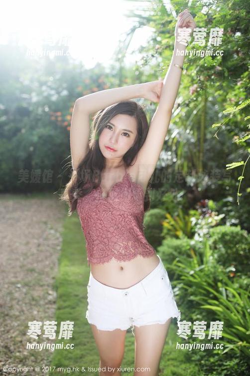 美媛馆 - 一场Barbie可儿的定制泳装写真秀，搭配得恰到好处！