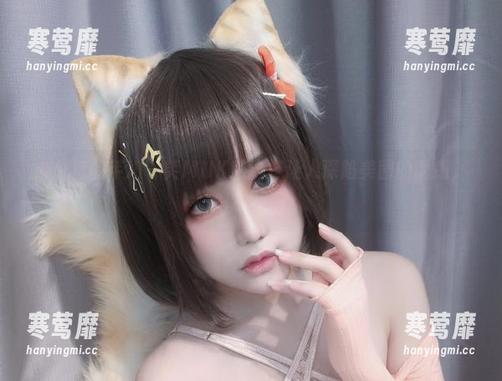 芊川一笑MNK 办公室的芊川一笑MNK就这样让人深陷美图的诱惑,难以自拔!