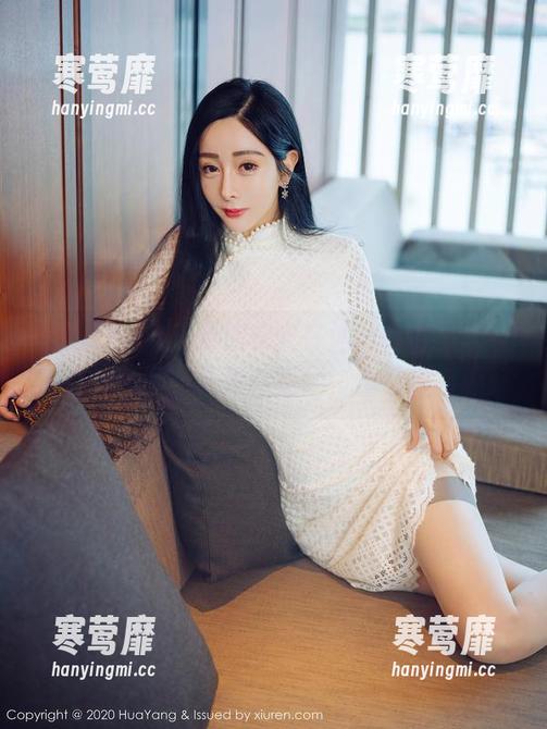 花漾show - 看徐安安在泳池畅游，水珠飞舞的套图，不怎么正经，但又很有趣！