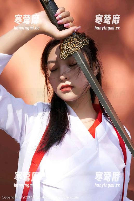 蜜桃社 - 原图真的是...真希就该频繁出户外！提交申请做我的壁纸！