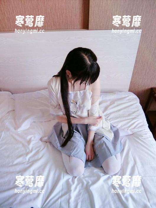 最新图集：西尔酱的海边一瞥，瞧这气氛，完全没框架。